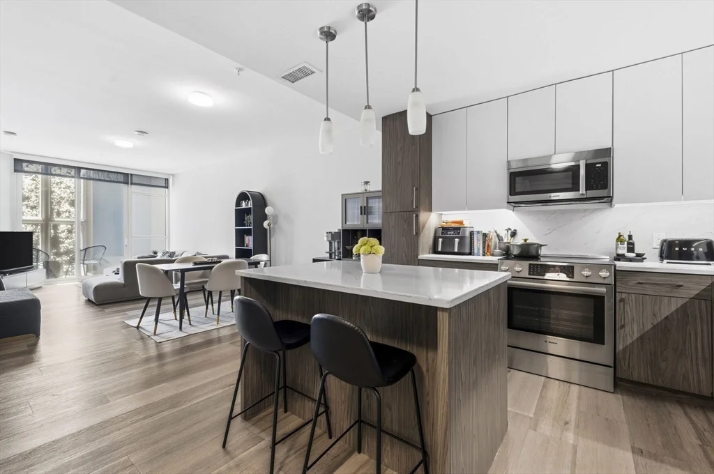 1 bed, 1 bath apartment for rent at 771 Harrison Ave Unit 309, South End — photo 1 of 40