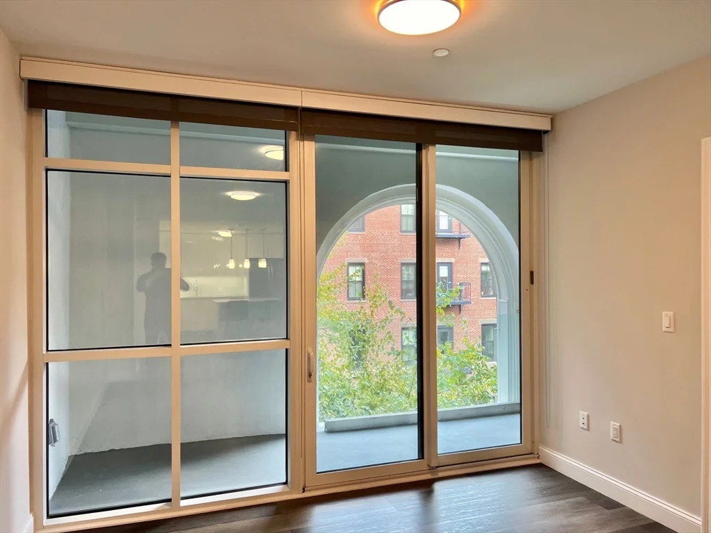 1 bed, 1.5 bath apartment for rent at 771 Harrison Ave Unit 401, South End — photo 5 of 22