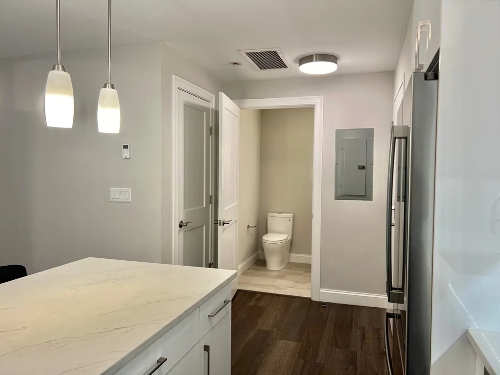 1 bed, 1.5 bath apartment for rent at 771 Harrison Ave Unit 401, South End — photo 4 of 22