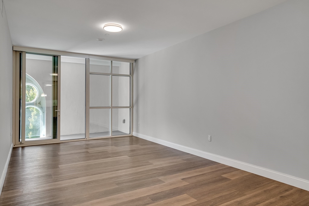 3 bed, 2 bath apartment for rent at 771 Harrison Ave Unit 406, South End — photo 8 of 29