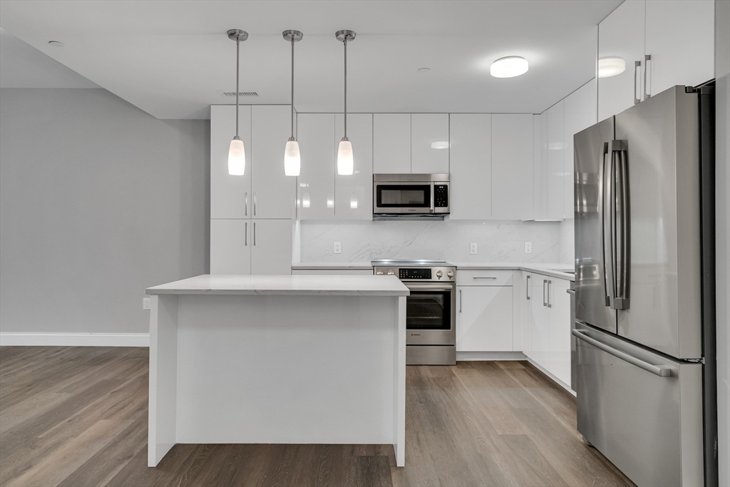 3 bed, 2 bath apartment for rent at 771 Harrison Ave Unit 406, South End — photo 4 of 29