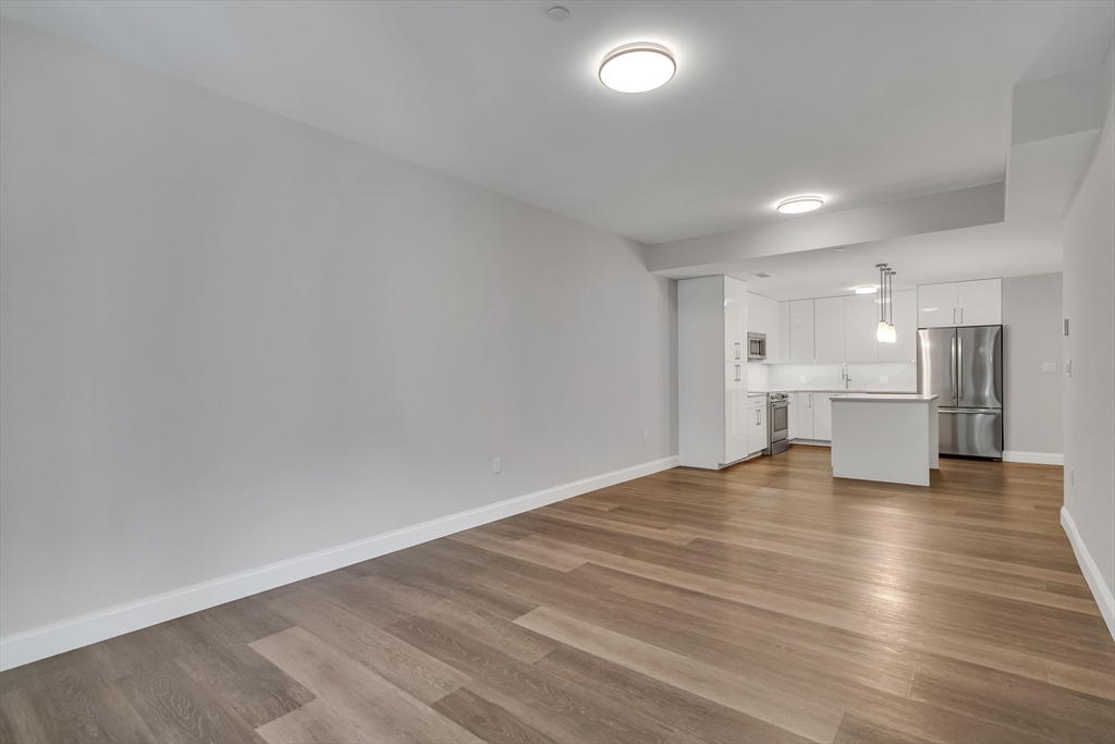 3 bed, 2 bath apartment for rent at 771 Harrison Ave Unit 406, South End — photo 10 of 29