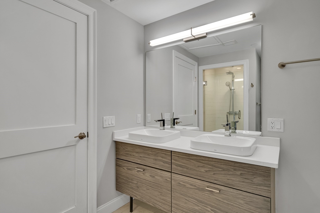3 bed, 2 bath apartment for rent at 771 Harrison Ave Unit 406, South End — photo 14 of 29