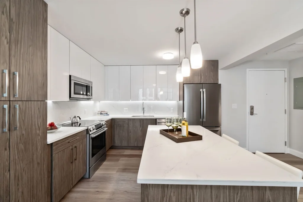 1 bed, 1 bath apartment for rent at 771 Harrison Ave Unit 408, South End — photo 5 of 26