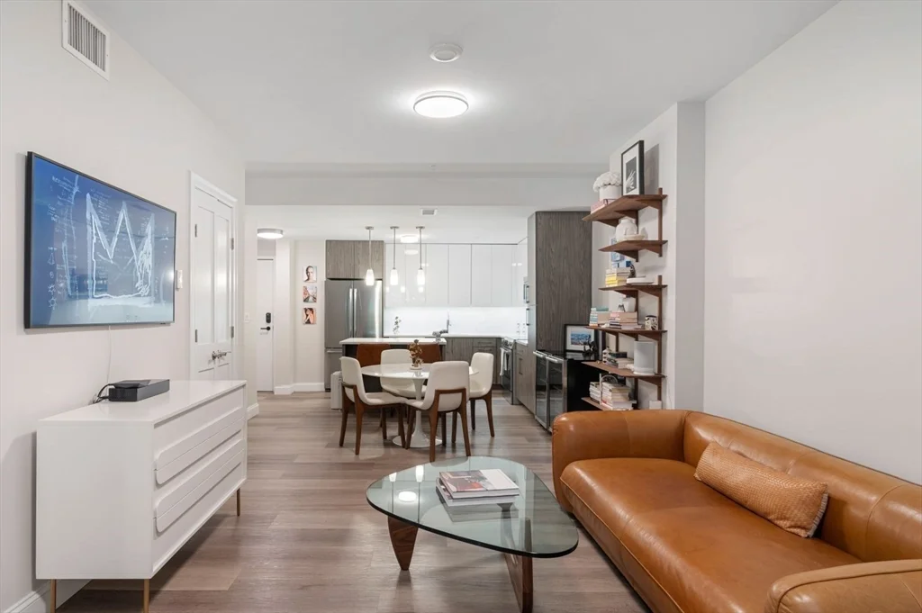 1 bed, 1 bath apartment for rent at 771 Harrison Ave Unit G1, South End — photo 3 of 35