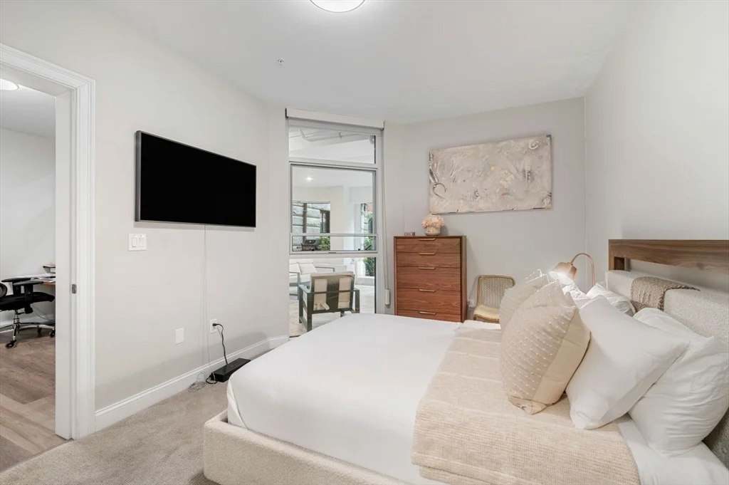 1 bed, 1 bath apartment for rent at 771 Harrison Ave Unit G1, South End — photo 15 of 35