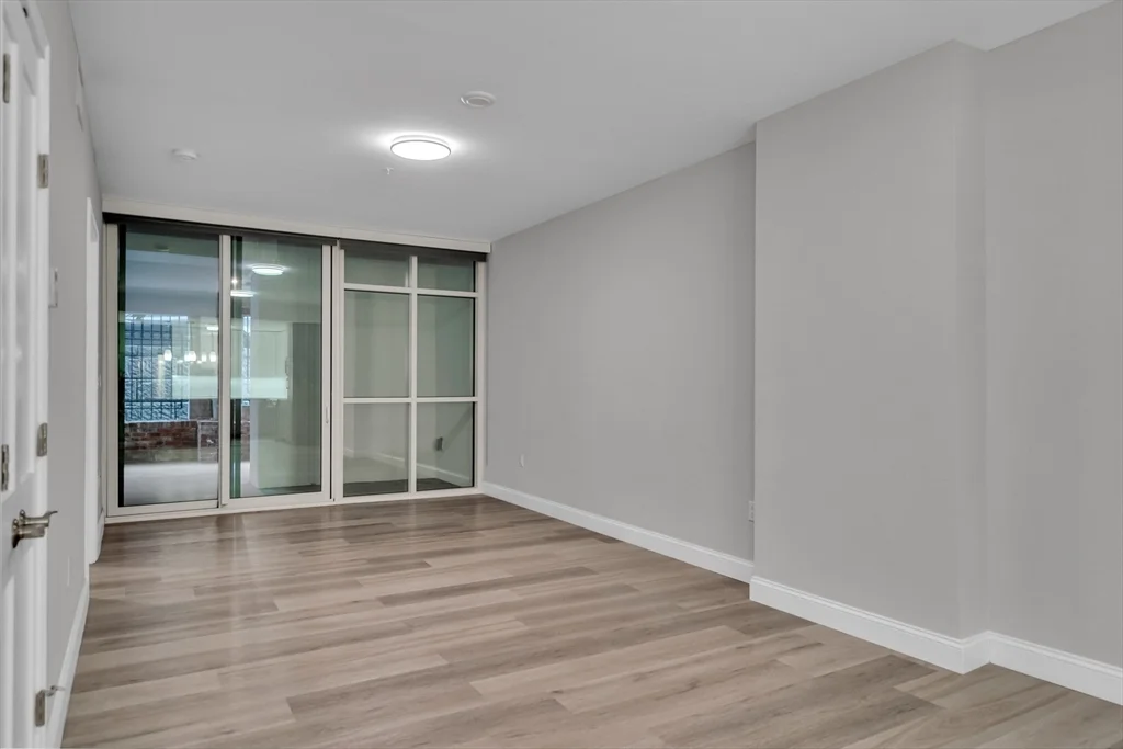 1 bed, 1 bath apartment for rent at 771 Harrison Ave Unit G8, South End — photo 5 of 23