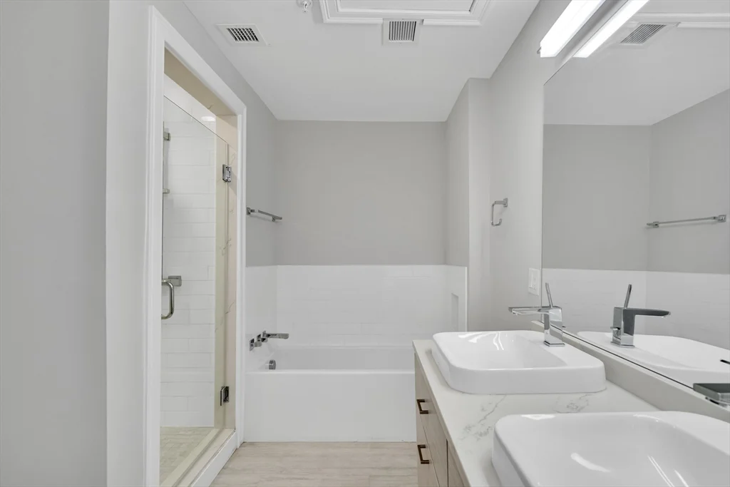 1 bed, 1 bath apartment for rent at 771 Harrison Ave Unit G8, South End — photo 11 of 23