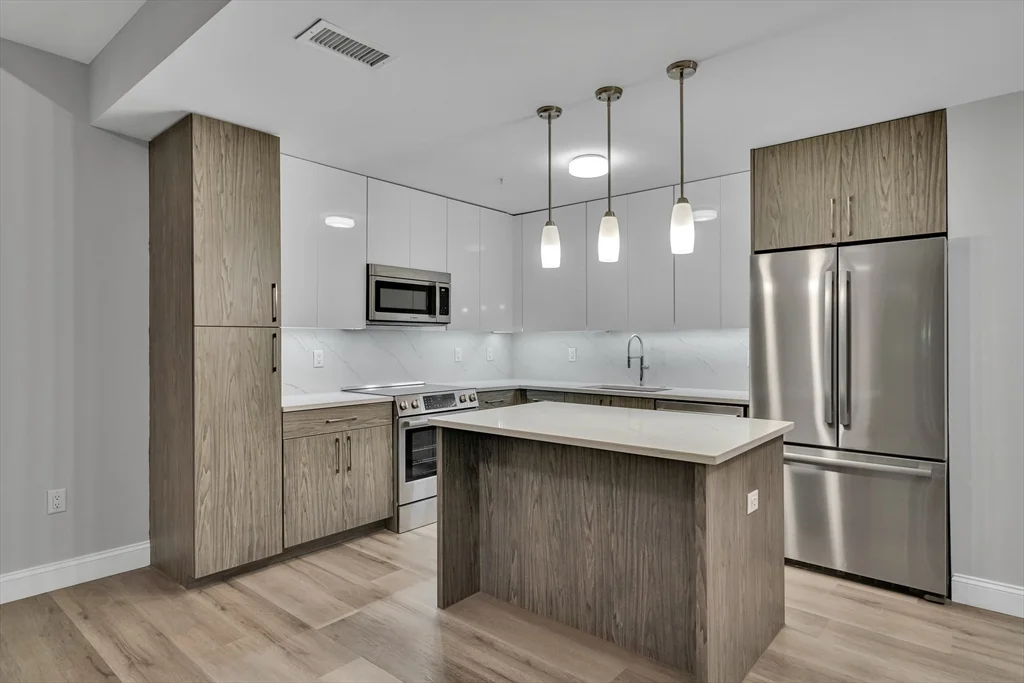 1 bed, 1 bath apartment for rent at 771 Harrison Ave Unit G8, South End — photo 1 of 23