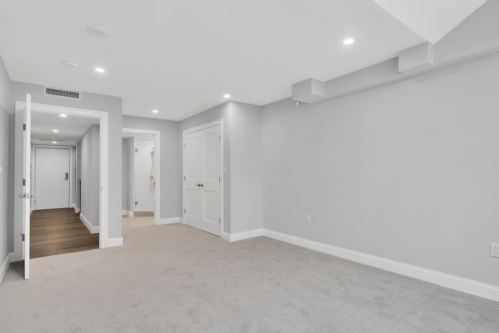 3 bed, 3 bath apartment for rent at 771 Harrison Ave Unit PH-5, South End — photo 16 of 24