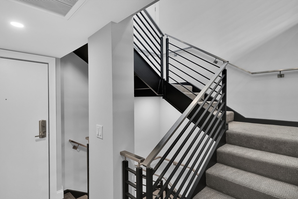 3 bed, 3 bath apartment for rent at 771 Harrison Ave Unit PH-6, South End — photo 19 of 24