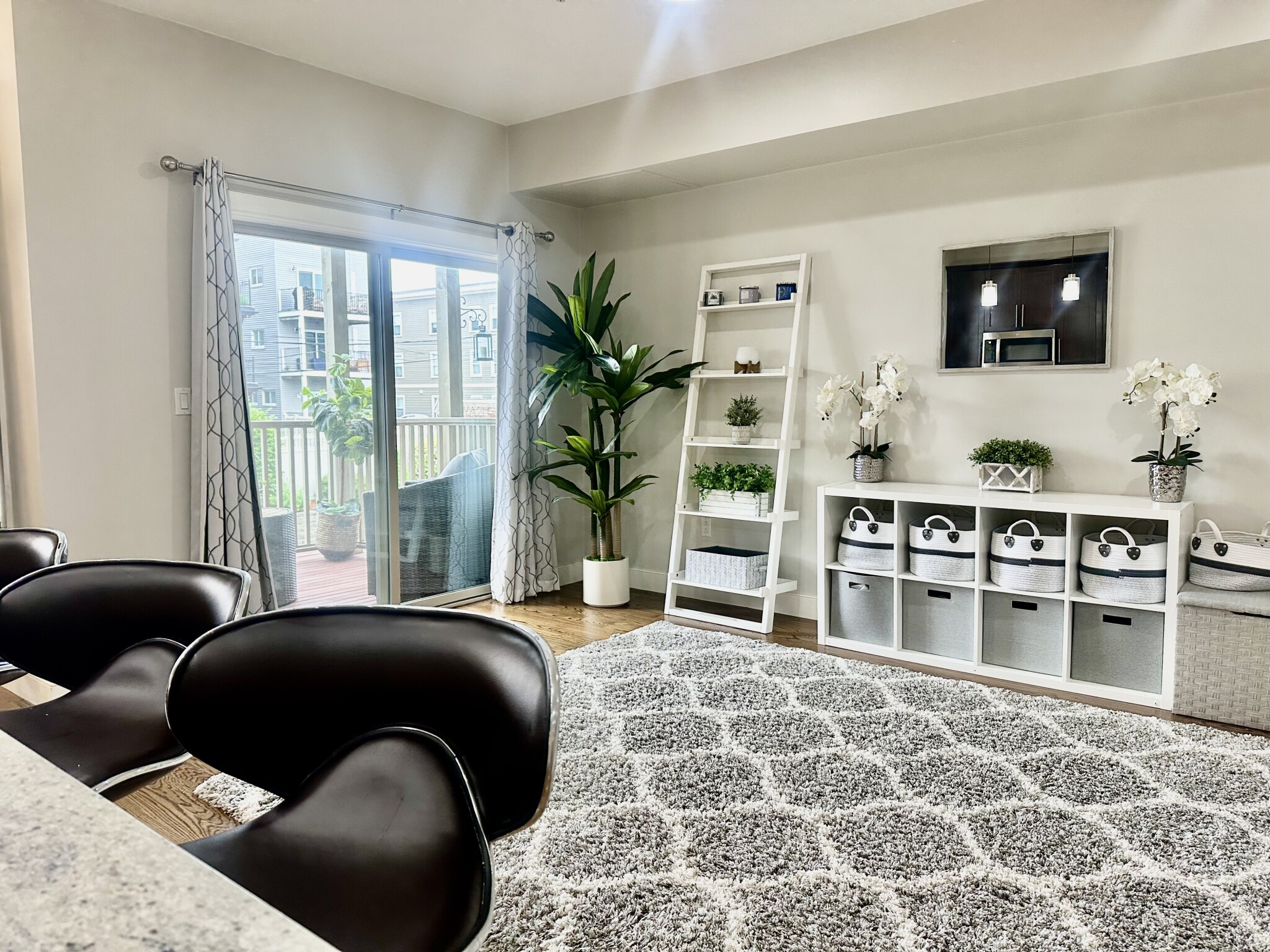 3 bed, 2.5 bath apartment for rent at 772 East 3rd St Unit 2, South Boston — photo 7 of 33