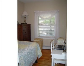 3 bed, 2 bath apartment for rent at 772 East 7th St Unit 1, South Boston — photo 4 of 5