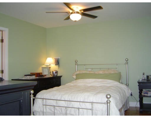 3 bed, 2 bath apartment for rent at 772 East 7th St Unit 1, South Boston — photo 2 of 5
