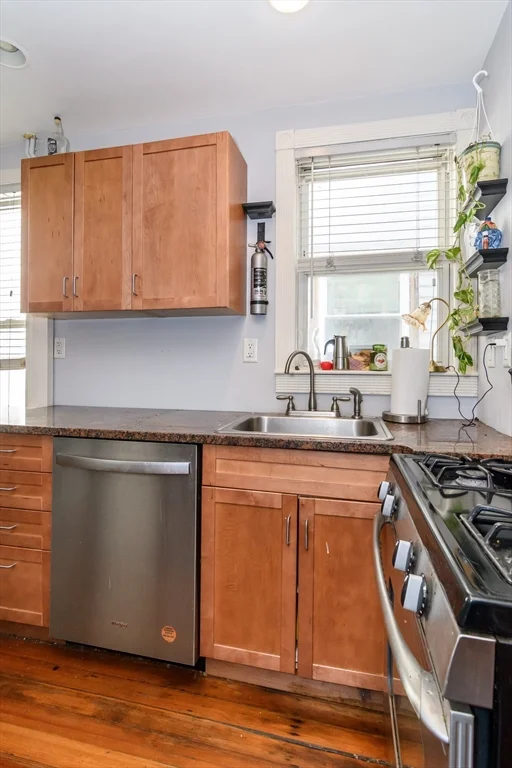 2 bed, 1 bath apartment for rent at 775 Columbia Rd Unit 1, Dorchester — photo 6 of 11