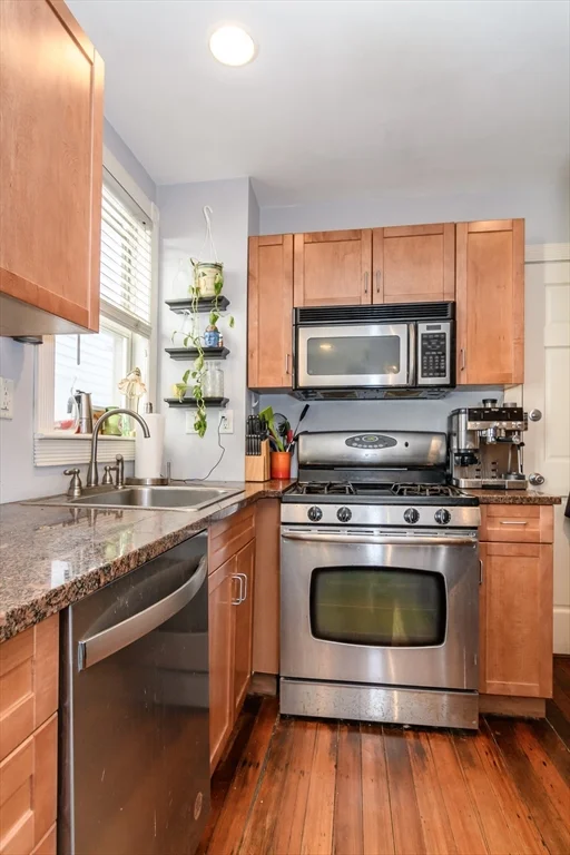 2 bed, 1 bath apartment for rent at 775 Columbia Rd Unit 1, Dorchester — photo 5 of 11