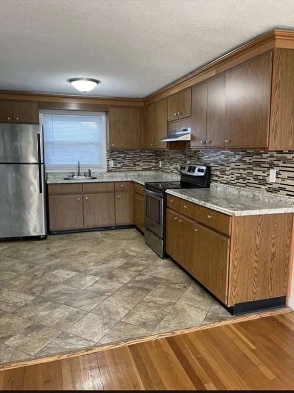 2 bed, 1 bath apartment for rent at 775 Lagrange Unit 3, West Roxbury