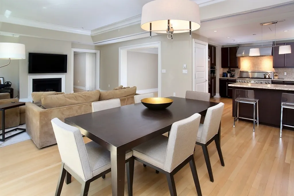 2 bed, 2 bath apartment for rent at 776 Boylston St Unit E11F, Back Bay — photo 2 of 9