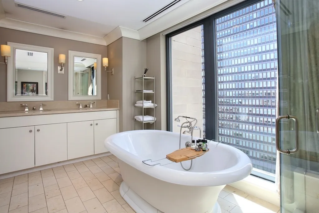 2 bed, 2 bath apartment for rent at 776 Boylston St Unit E11F, Back Bay — photo 6 of 9