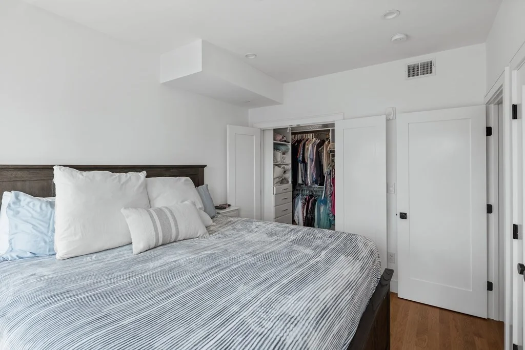 2 bed, 2 bath apartment for rent at 776 E 6th St Unit 2, South Boston — photo 10 of 29