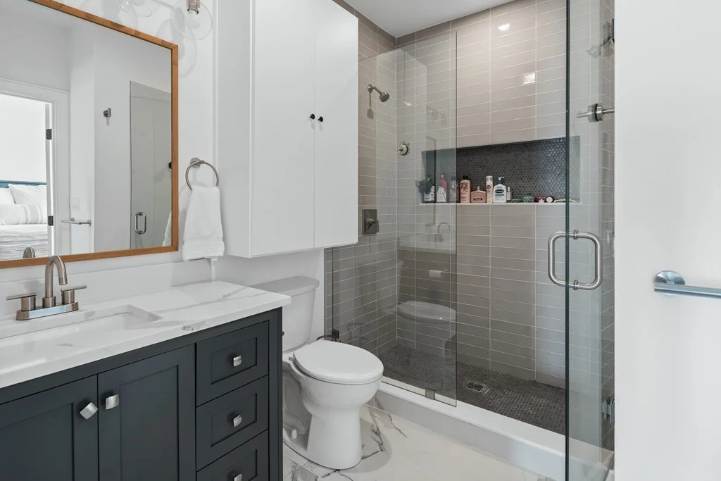 2 bed, 2 bath apartment for rent at 776 E 6th St Unit 2, South Boston — photo 12 of 29