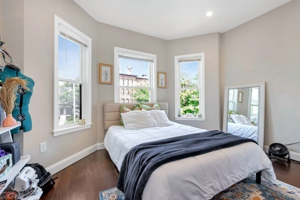 3 bed, 2 bath apartment for rent at 777 Columbia Rd Unit 1, Boston — photo 11 of 41
