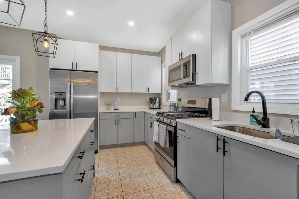 4 bed, 2 bath apartment for rent at 777 Columbia Rd Unit 2, Boston — photo 1 of 21