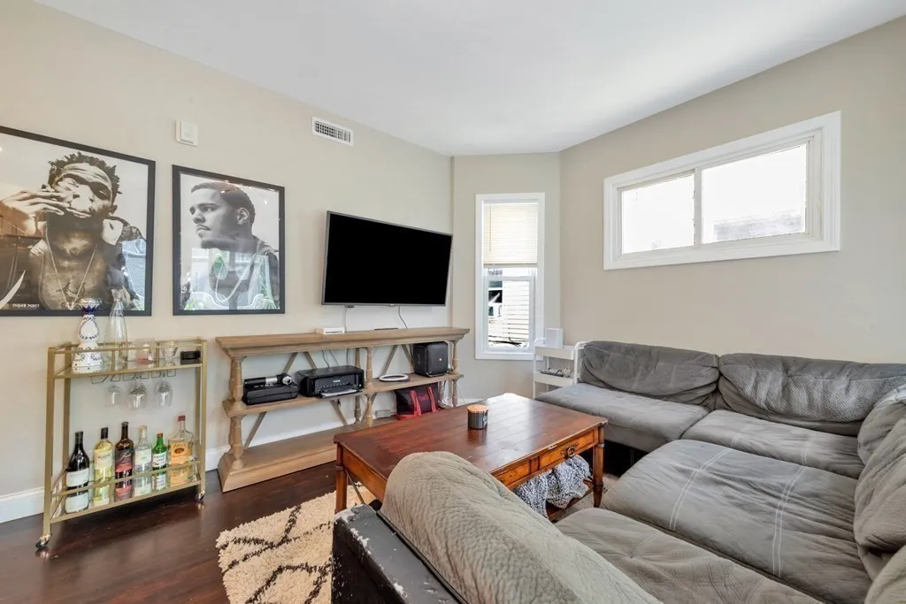 4 bed, 2 bath apartment for rent at 777 Columbia Rd Unit 3, Boston — photo 6 of 21
