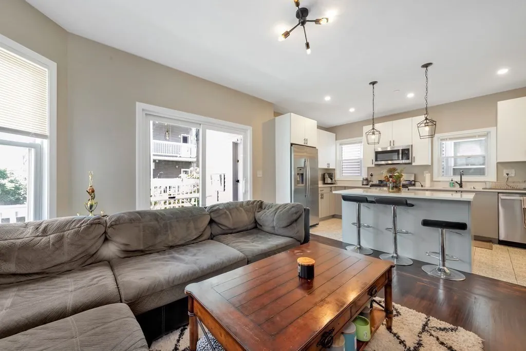 4 bed, 2 bath apartment for rent at 777 Columbia Rd Unit 3, Boston — photo 7 of 21