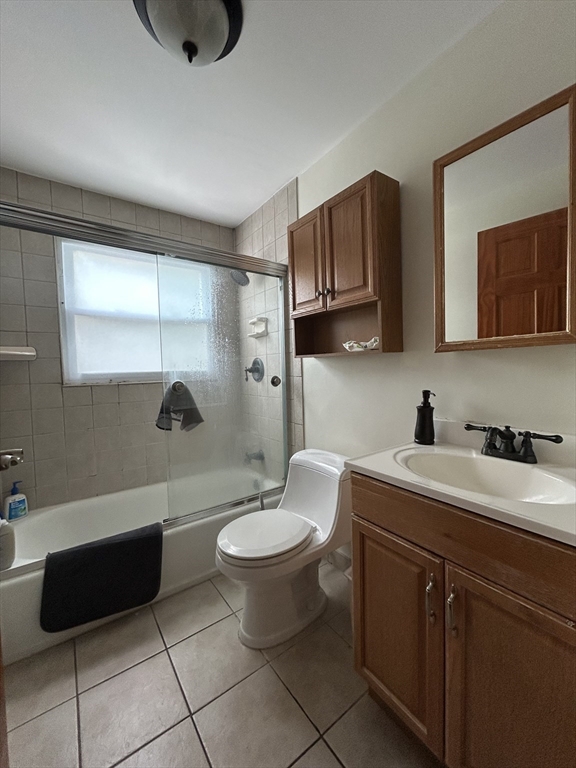 2 bed, 1 bath apartment for rent at 777 Lagrange St Unit 4, West Roxbury — photo 10 of 11