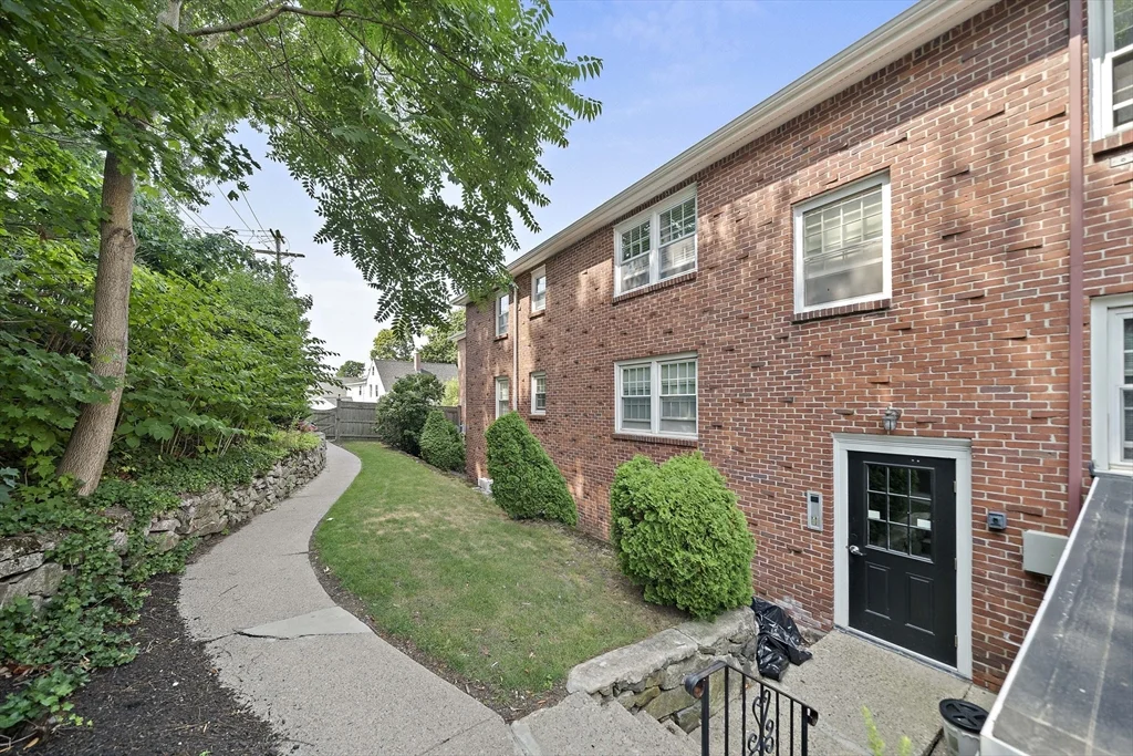 2 bed, 1 bath apartment for rent at 777 Washington St Unit F, Canton — photo 16 of 18