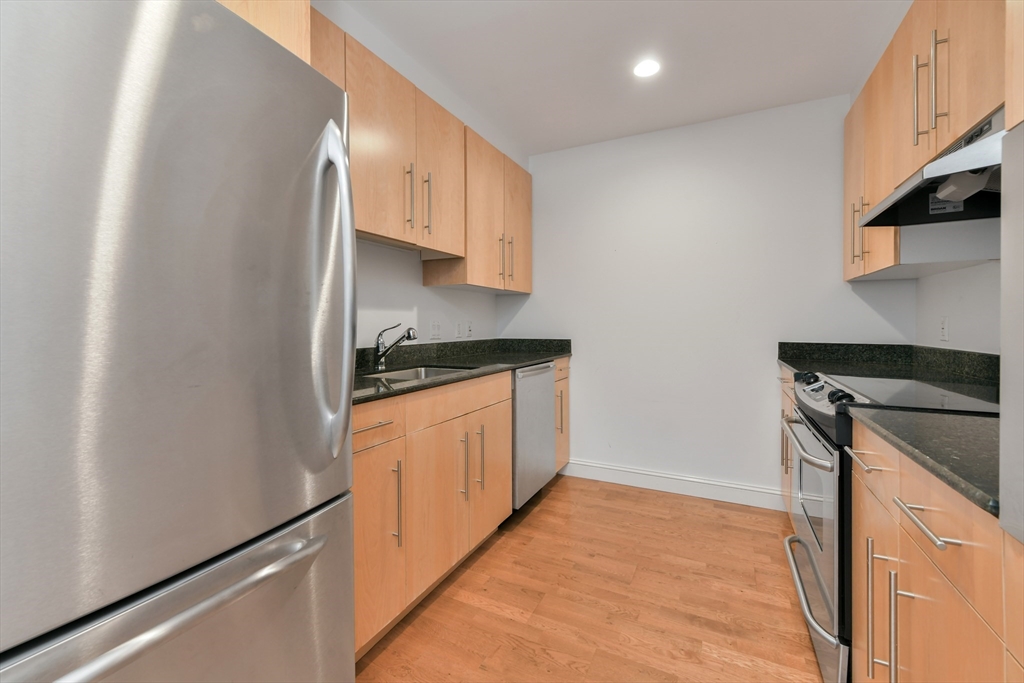 2 bed, 2.5 bath apartment for rent at 778 Boylston St Unit 6C, Back Bay — photo 3 of 24