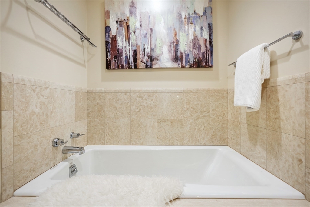 2 bed, 2 bath apartment for rent at 778 Boylston St Unit 7A, Back Bay — photo 8 of 12