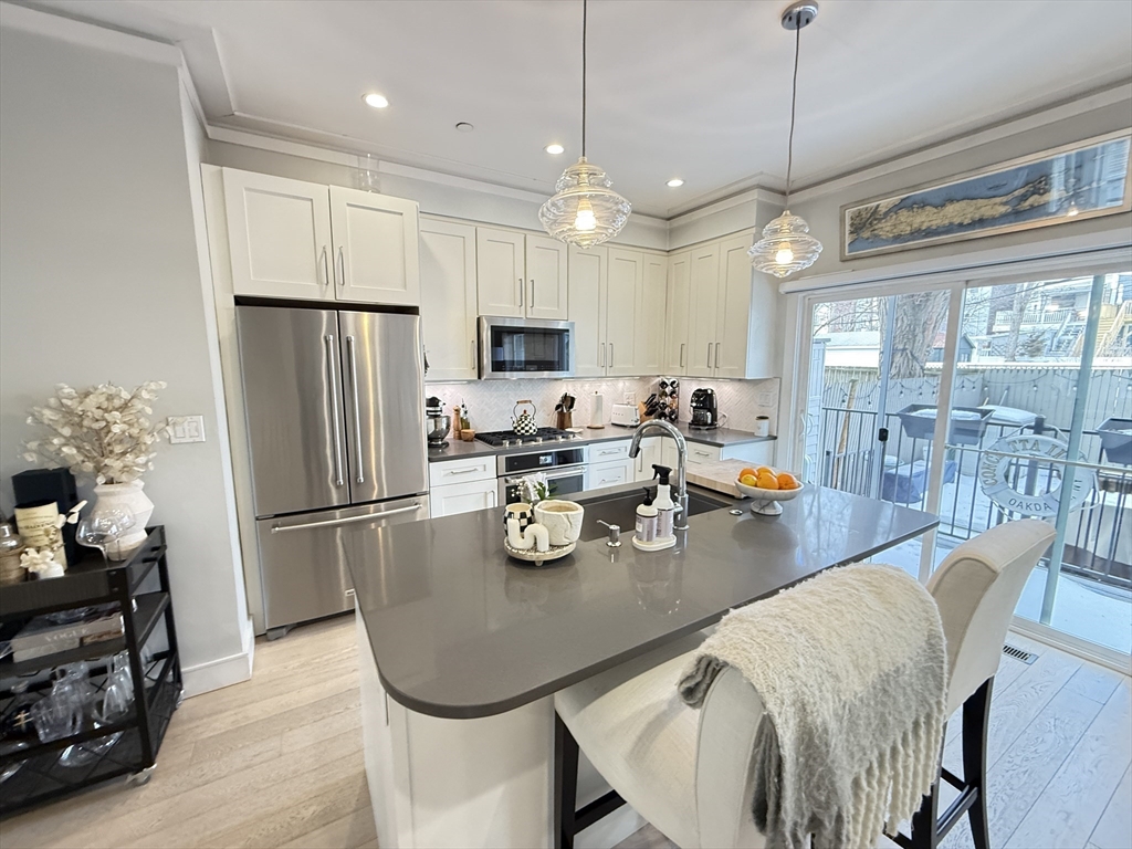 2 bed, 2.5 bath apartment for rent at 778 East 5th St Unit 1, South Boston — photo 14 of 24