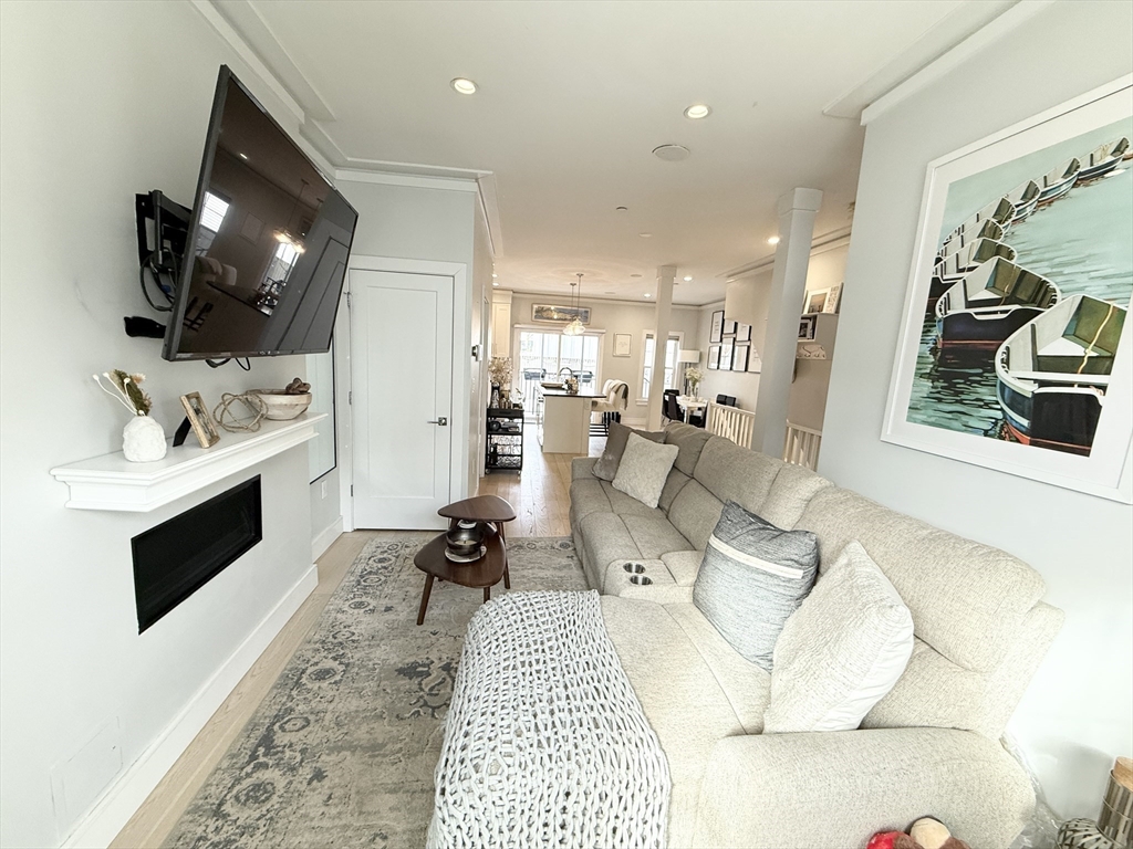 2 bed, 2.5 bath apartment for rent at 778 East 5th St Unit 1, South Boston — photo 8 of 24