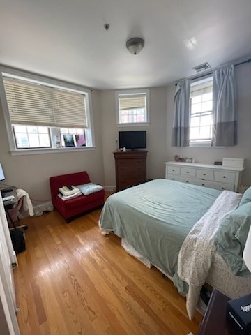 1 bed, 1 bath apartment for rent at 779 E 5th St Unit 2, South Boston — photo 2 of 12