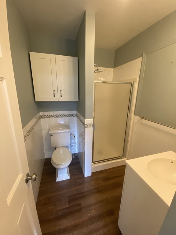 4 bed, 3 bath apartment for rent at 77A South Central Unit 1, Quincy — photo 14 of 29