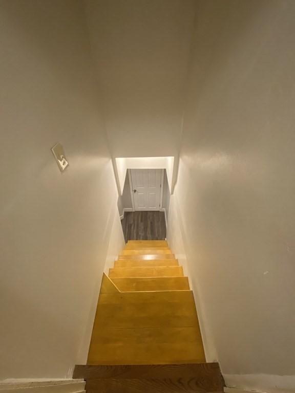 4 bed, 3 bath apartment for rent at 77A South Central Unit 1, Quincy — photo 19 of 29