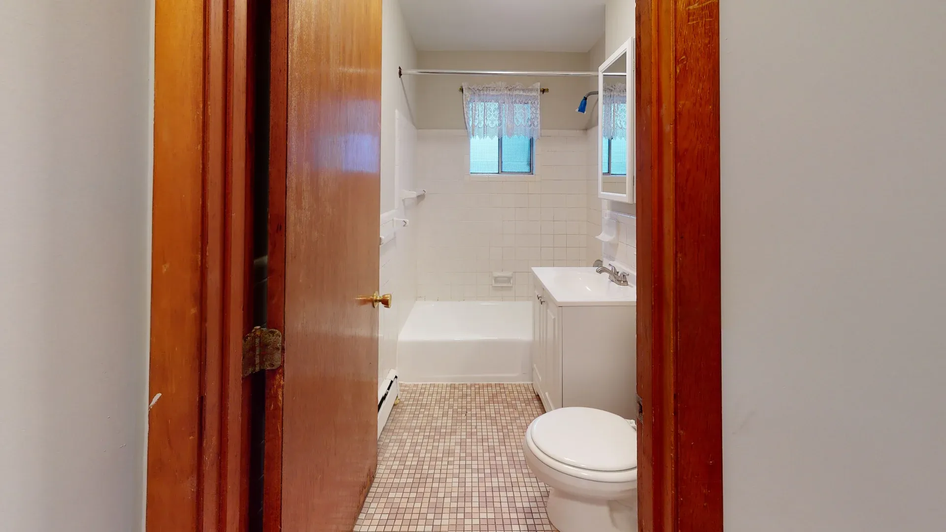 2 bed, 1 bath apartment for rent at 78-80 Harvard St Unit 5, Banks Square — photo 6 of 6