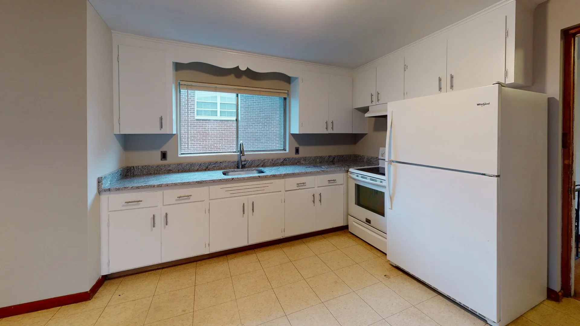 2 bed, 1 bath apartment for rent at 78-80 Harvard St Unit 5, Banks Square — photo 1 of 6