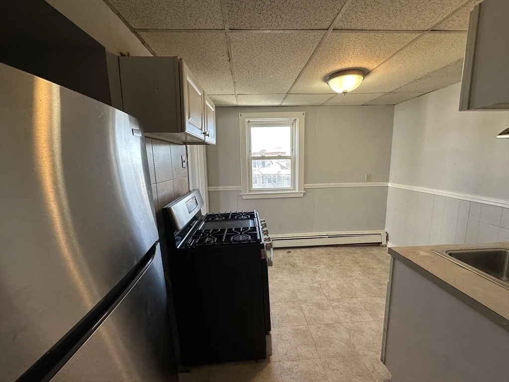 1 bed, 1 bath apartment for rent at 78 Park Ave Unit 5, Revere — photo 10 of 12