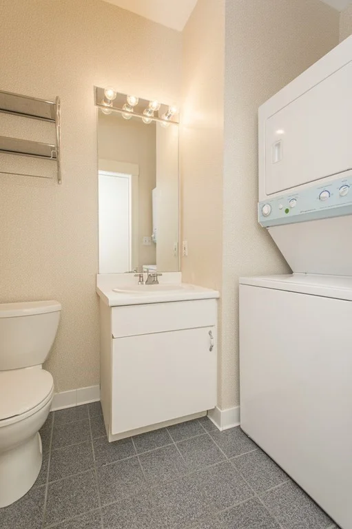 2 bed, 1 bath apartment for rent at 78-96 Broadway St Unit C-3, Back Bay — photo 6 of 14