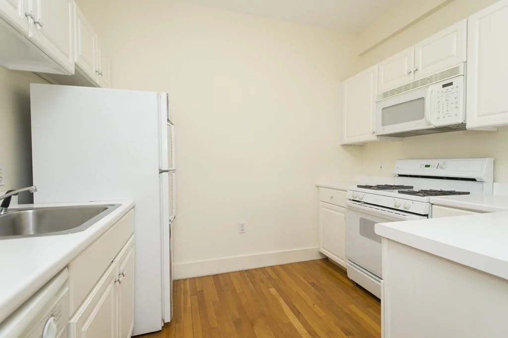 2 bed, 1 bath apartment for rent at 78-96 Broadway St Unit C-3, Back Bay — photo 4 of 14