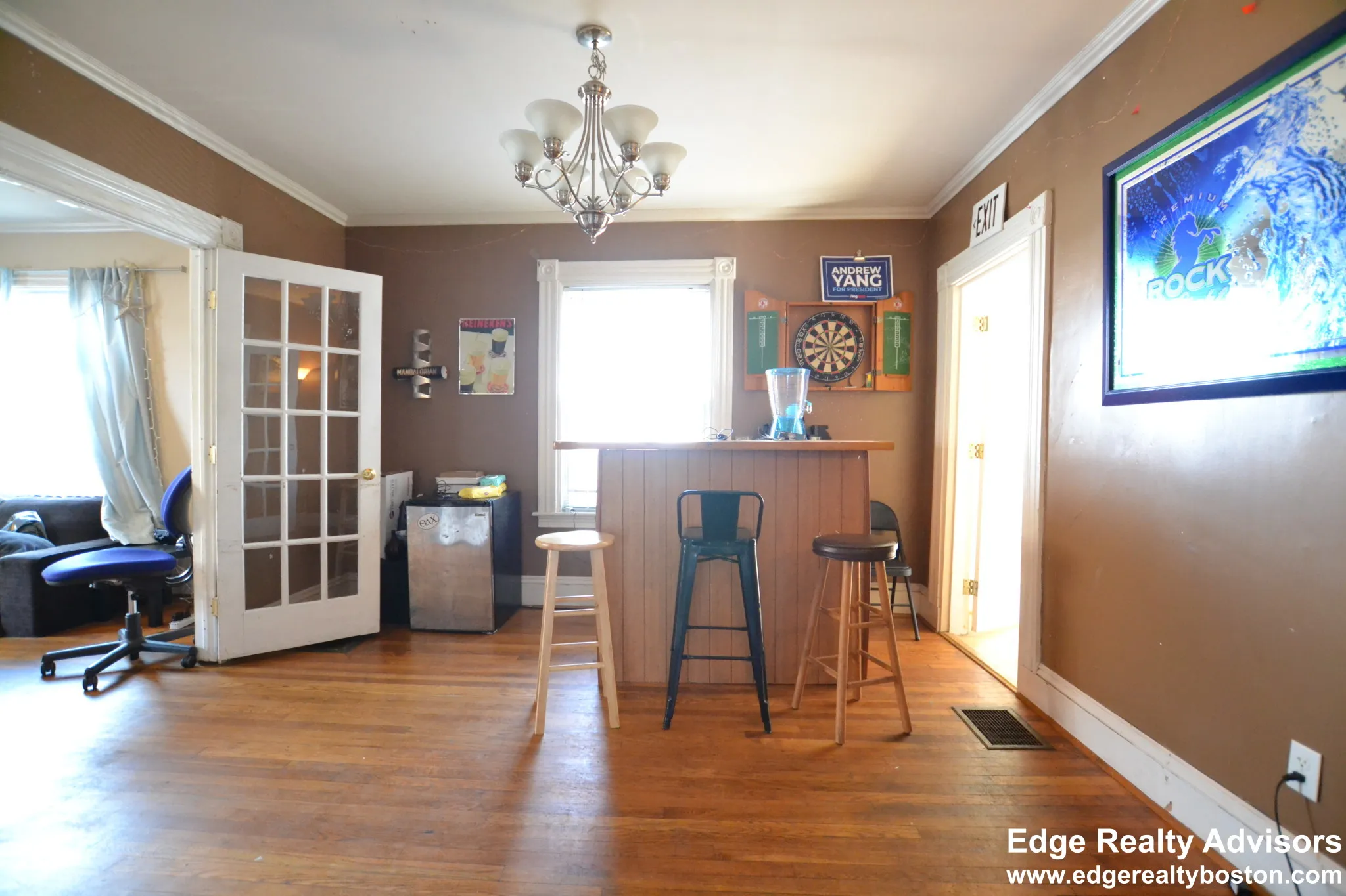 6 bed, 3 bath apartment for rent at 78 Arlington St Unit 1, Brighton — photo 4 of 16