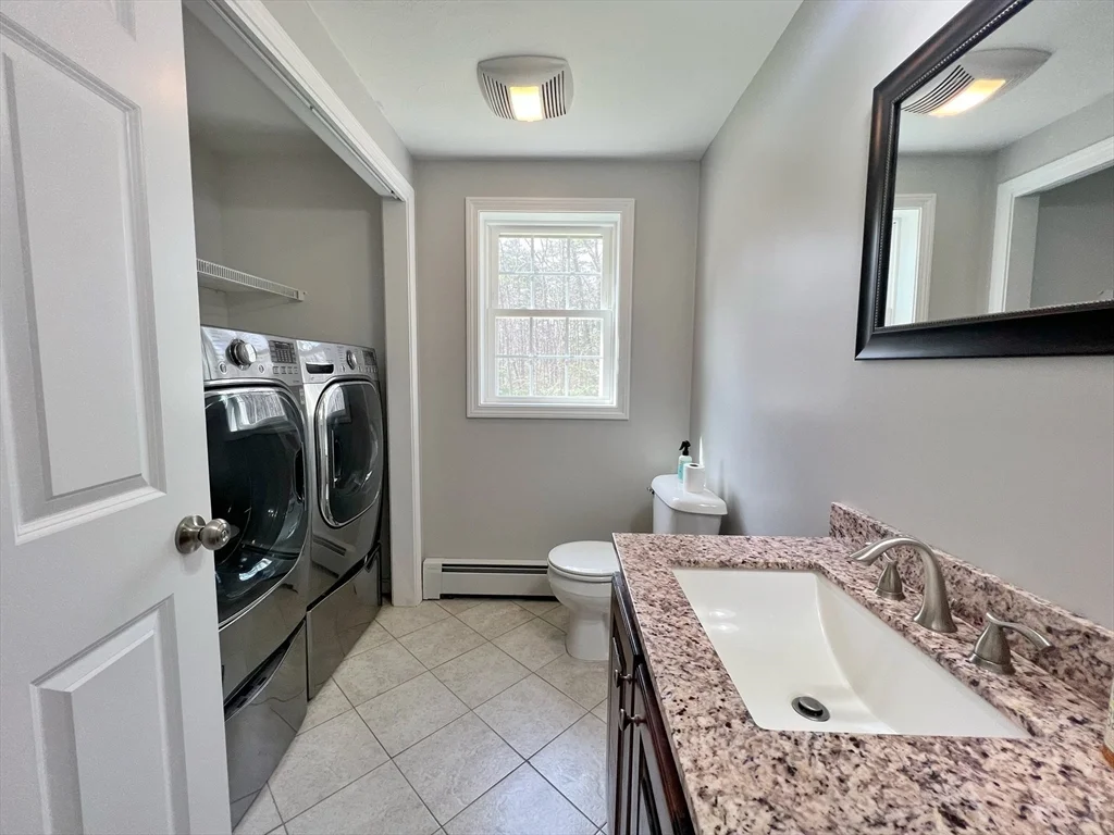 3 bed, 2 bath apartment for rent at 78 Bayberry Hill Rd, Townsend — photo 17 of 26