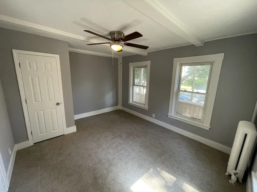 4 bed, 1 bath apartment for rent at 78 Birch St Unit 1, Worcester — photo 7 of 11