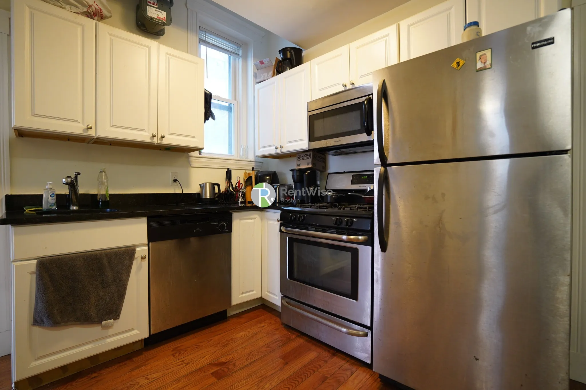 2 bed, 1 bath apartment for rent at 78 Brainerd Rd Unit 1, Allston — photo 3 of 19