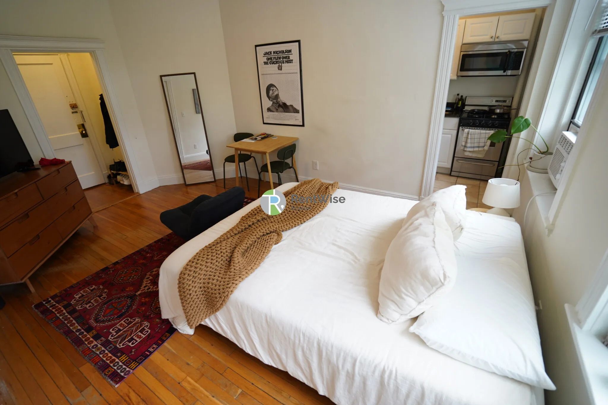 Studio bed, 1 bath apartment for rent at 78 Brainerd Rd Unit 4, Allston — photo 3 of 14