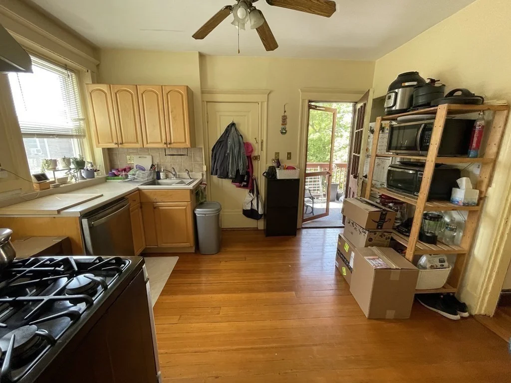 3 bed, 1 bath apartment for rent at 78 Browne St Unit 2, North Brookline — photo 4 of 14