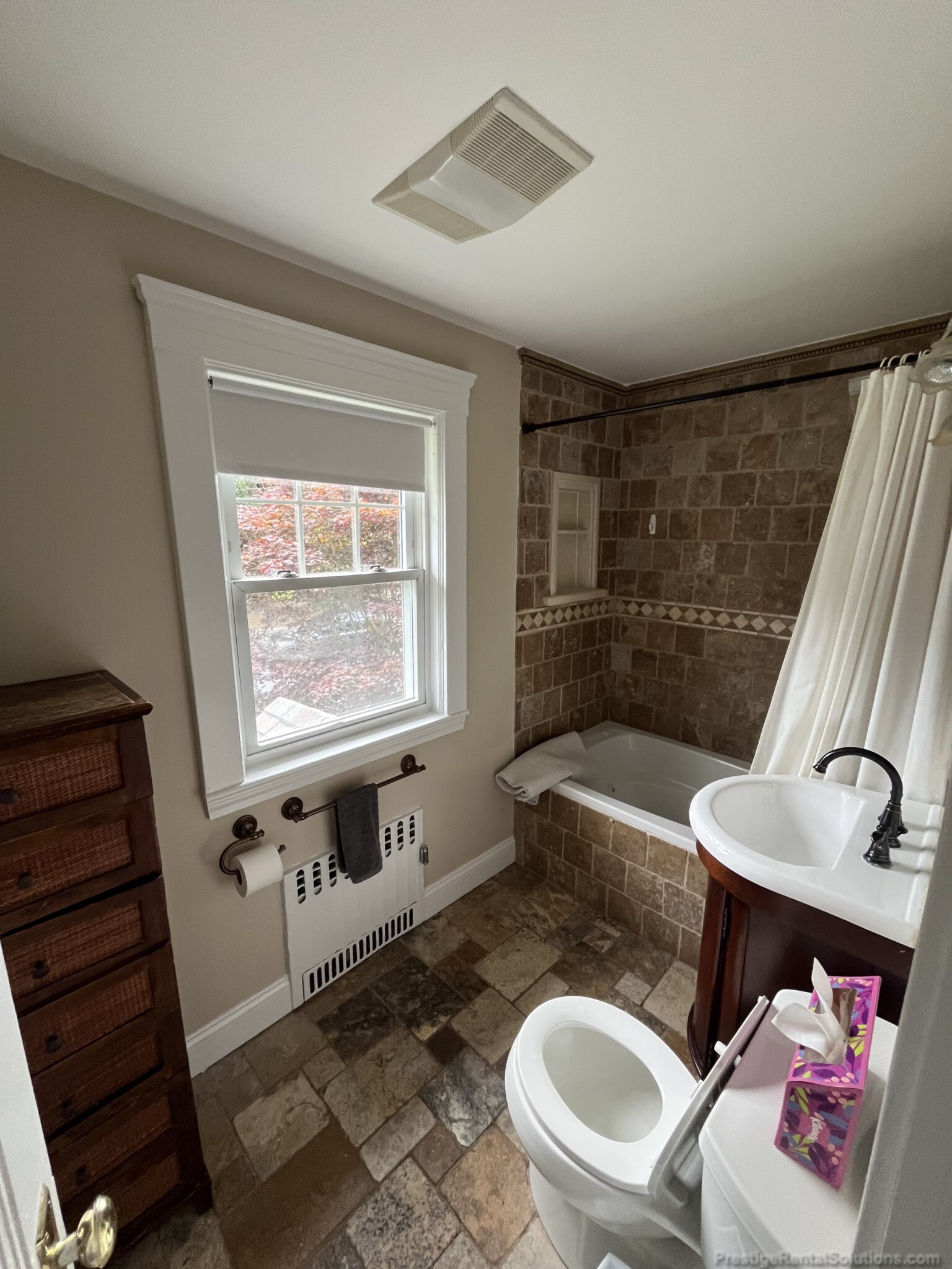 3.5 bed, 2 bath apartment for rent at 78 Commonwealth Ave Unit 1, Dedham — photo 25 of 37